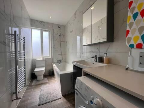Star London Finchley Road 3-Bed Escape With Garden Apartment Luaran gambar